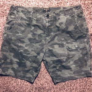 Billabong Green Camouflage Men’s Short